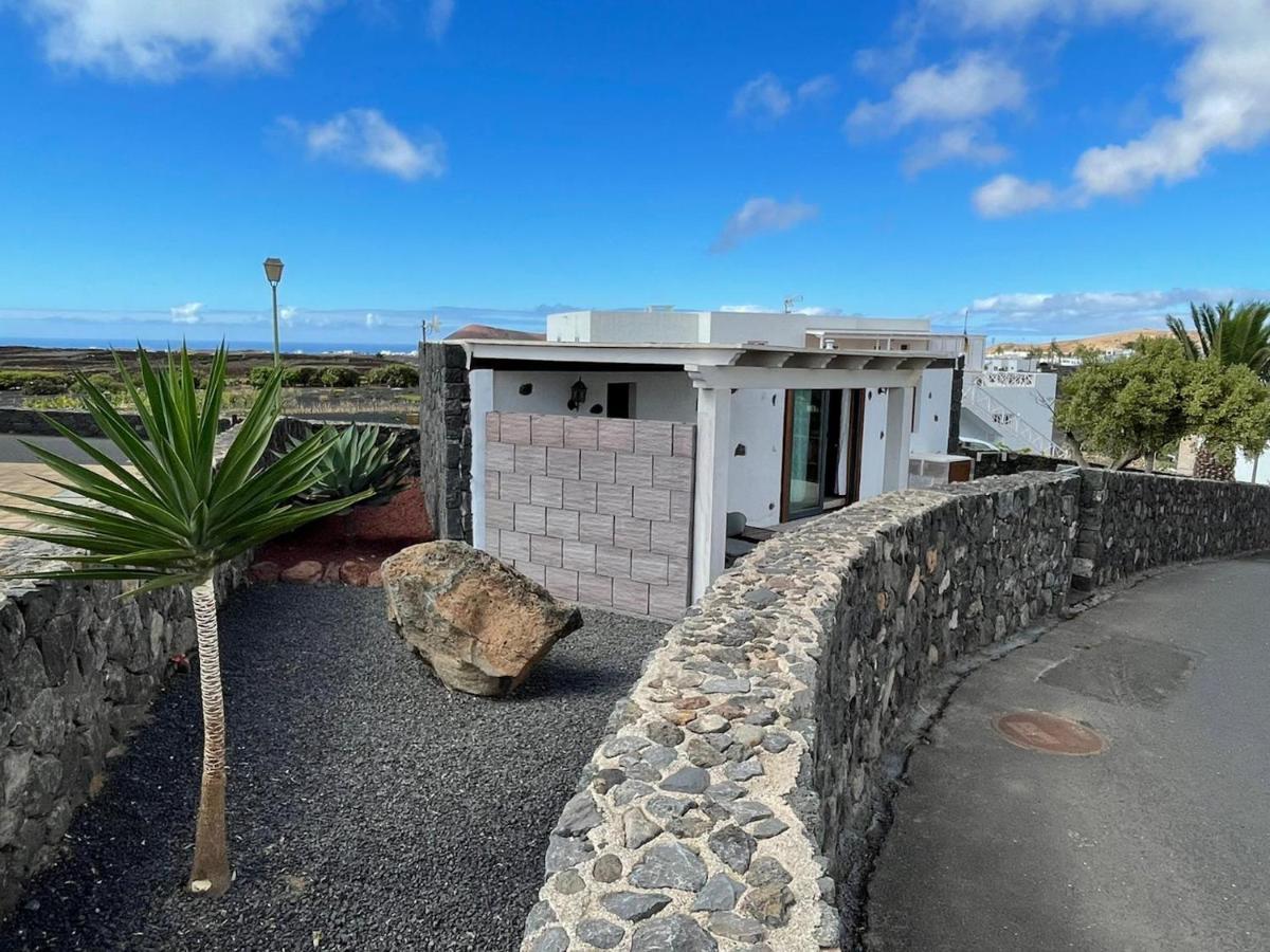Sun, Relax & Lava, Free Wifi 600Mb, Bbq Vila Tinajo Exterior foto